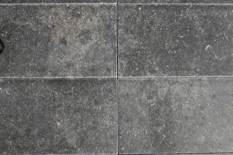 Belgischer Blaustein getrommelt 40x60 cm