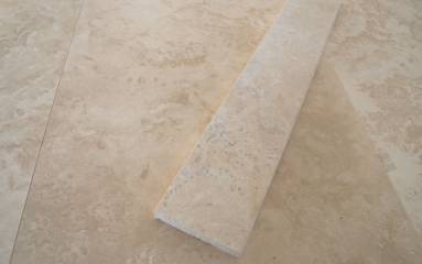 Sockelleiste Travertin beige geschliffen